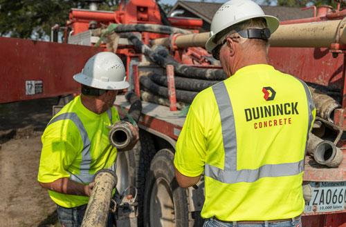 Duininck Concrete Team Working 2